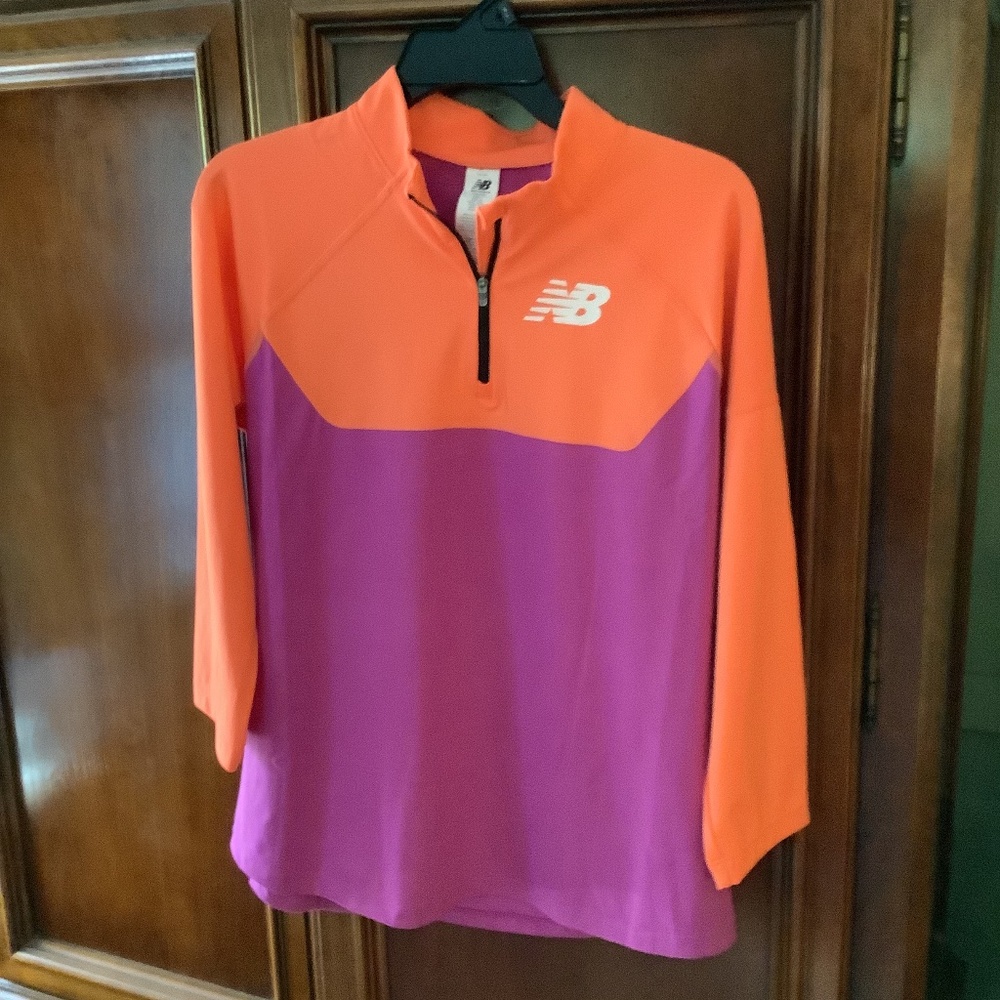 New Balance 3/4 sleeve top, size Large